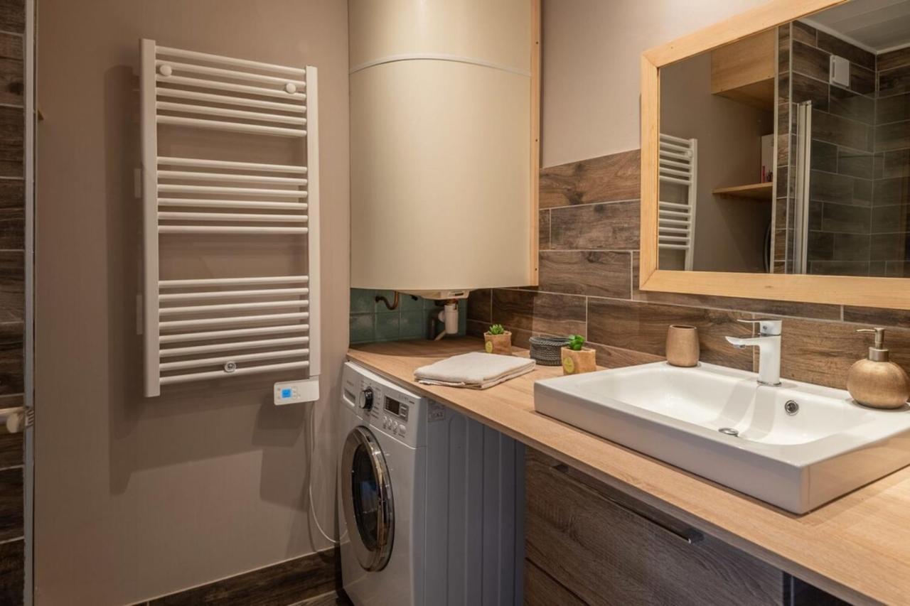 Ferienwohnung Petit Port Furnished Flat Annecy Exterior foto